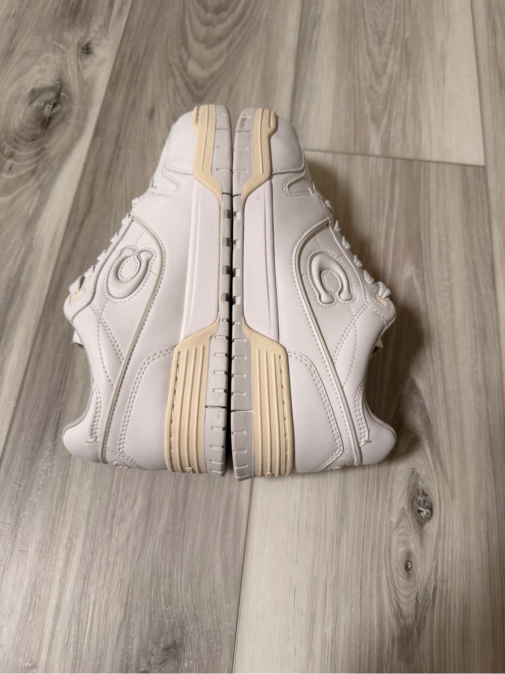 Coach Soho CAQ25 White Leather Sneakers Size 8.5B Gently Used - Picture 8 of 12